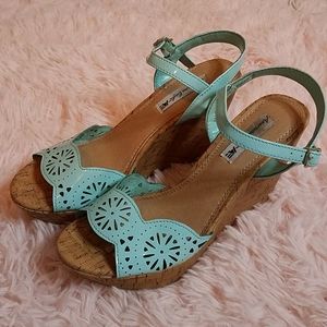 American Eagle Turquoise Boho Wedges 6